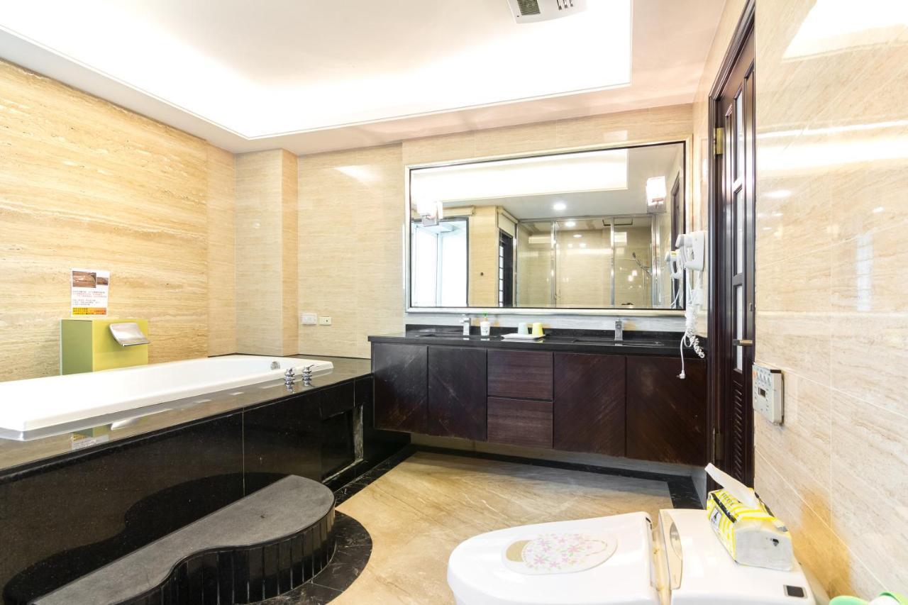 Haian Stay Riverside Bed And Breakfast Tainan Exterior photo